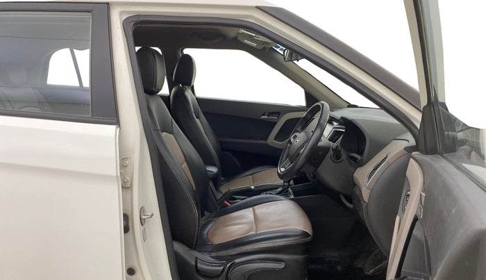 2016 Hyundai Creta SX PLUS AT 1.6 PETROL, Petrol, Automatic, 41,040 km, Right Side Front Door Cabin