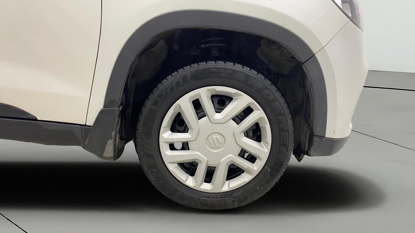 2019 Maruti Vitara Brezza VDI, Diesel, Manual, 68,698 km, Right Front Wheel