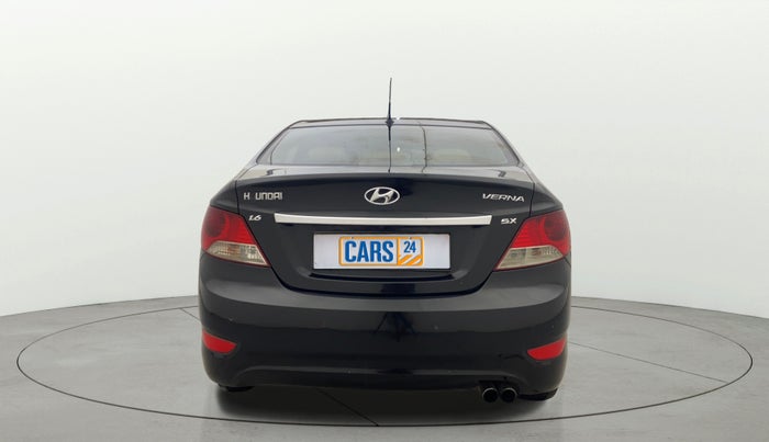 2013 Hyundai Verna FLUIDIC 1.6 CRDI SX, Diesel, Manual, 1,07,728 km, Back/Rear