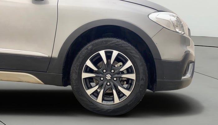 2022 Maruti S Cross ZETA 1.5, Petrol, Manual, 27,846 km, Right Front Wheel