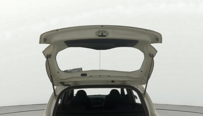 2015 Hyundai Grand i10 SPORTZ 1.2 KAPPA VTVT, Petrol, Manual, 94,261 km, Boot Door Open