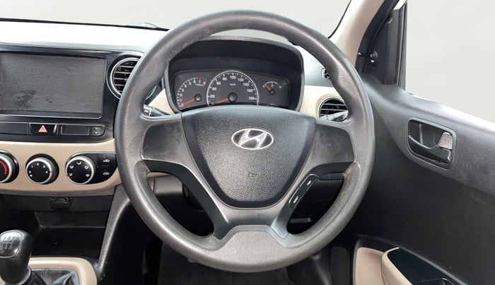 2015 Hyundai Grand i10 ERA 1.2 KAPPA VTVT, Petrol, Manual, 1,09,338 km, Steering Wheel Close Up
