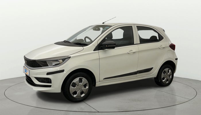 2022 Tata Tiago XT CNG, CNG, Manual, 27,376 km, Left Front Diagonal