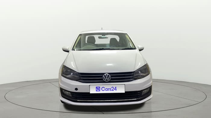 2016 Volkswagen Vento HIGHLINE 1.5 AT, Diesel, Automatic, 1,88,179 km, Front
