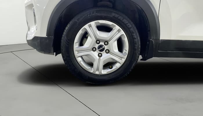 2022 KIA SONET HTK PLUS 1.5, Diesel, Manual, 76,142 km, Left Front Wheel