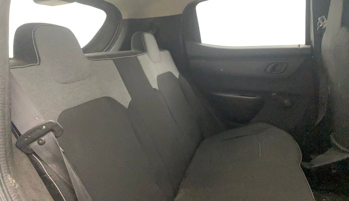 2019 Renault Kwid RXL, Petrol, Manual, 30,416 km, Right Side Rear Door Cabin