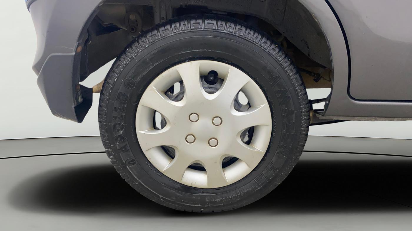 2016 Maruti Alto 800 LXI, Petrol, Manual, 50,183 km, Right Rear Wheel