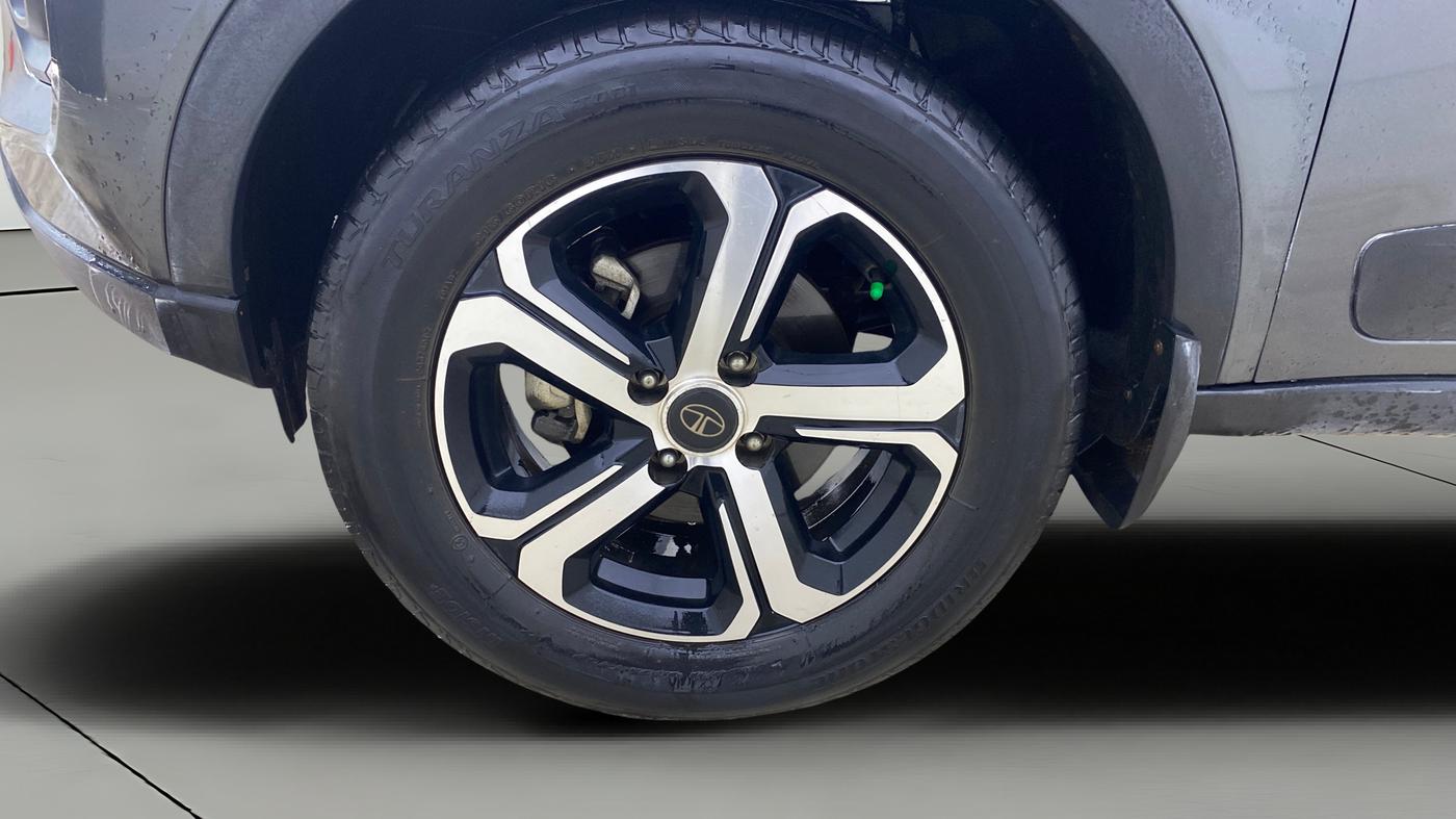 2022 Tata NEXON XZA PLUS (PREMIUM) PETROL, CNG, Automatic, 54,232 km, Left Front Wheel