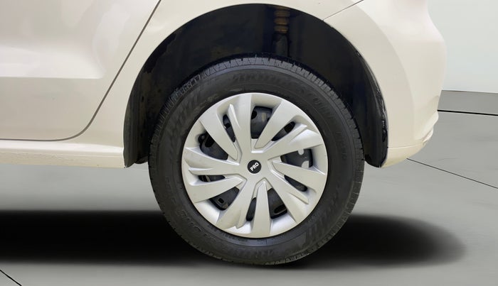 2012 Volkswagen Polo TRENDLINE 1.2L PETROL, Petrol, Manual, 1,00,825 km, Left Rear Wheel