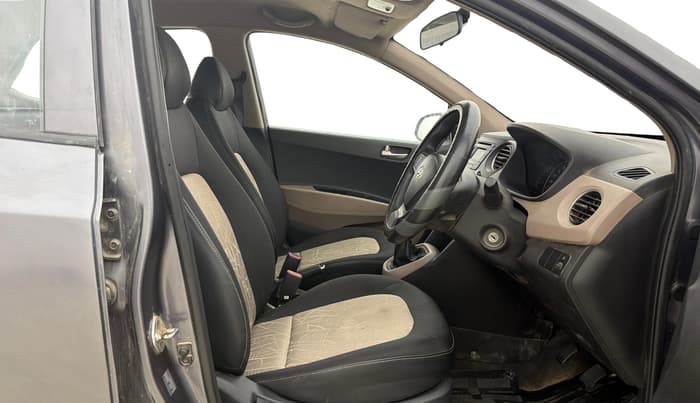 2015 Hyundai Grand i10 SPORTZ 1.2 KAPPA VTVT, Petrol, Manual, 47,100 km, Right Side Front Door Cabin