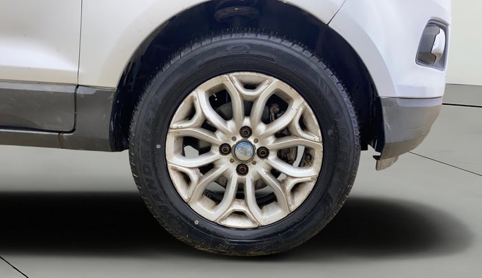 2016 Ford Ecosport TITANIUM 1.5L DIESEL, Diesel, Manual, 1,02,703 km, Right Front Wheel