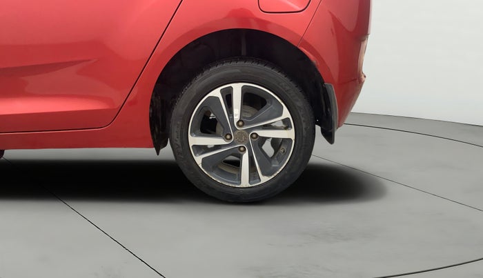 2021 Tata ALTROZ XZ PETROL, Petrol, Manual, 38,797 km, Left Rear Wheel