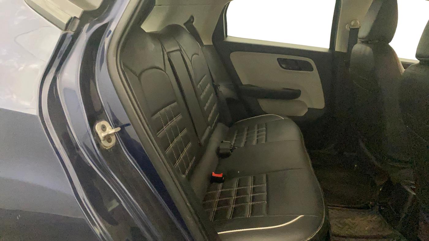 2024 Tata ALTROZ XM PLUS PETROL, Petrol, Manual, 31,608 km, Right Side Rear Door Cabin