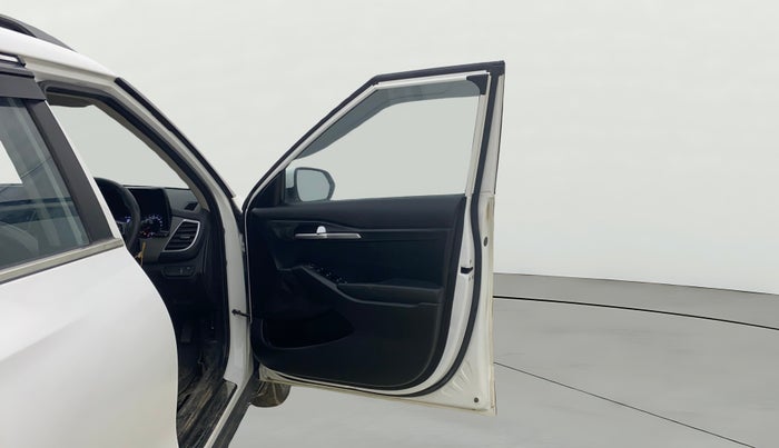 2022 KIA SELTOS HTK 1.5 PETROL, Petrol, Manual, 43,539 km, RHS Front Door