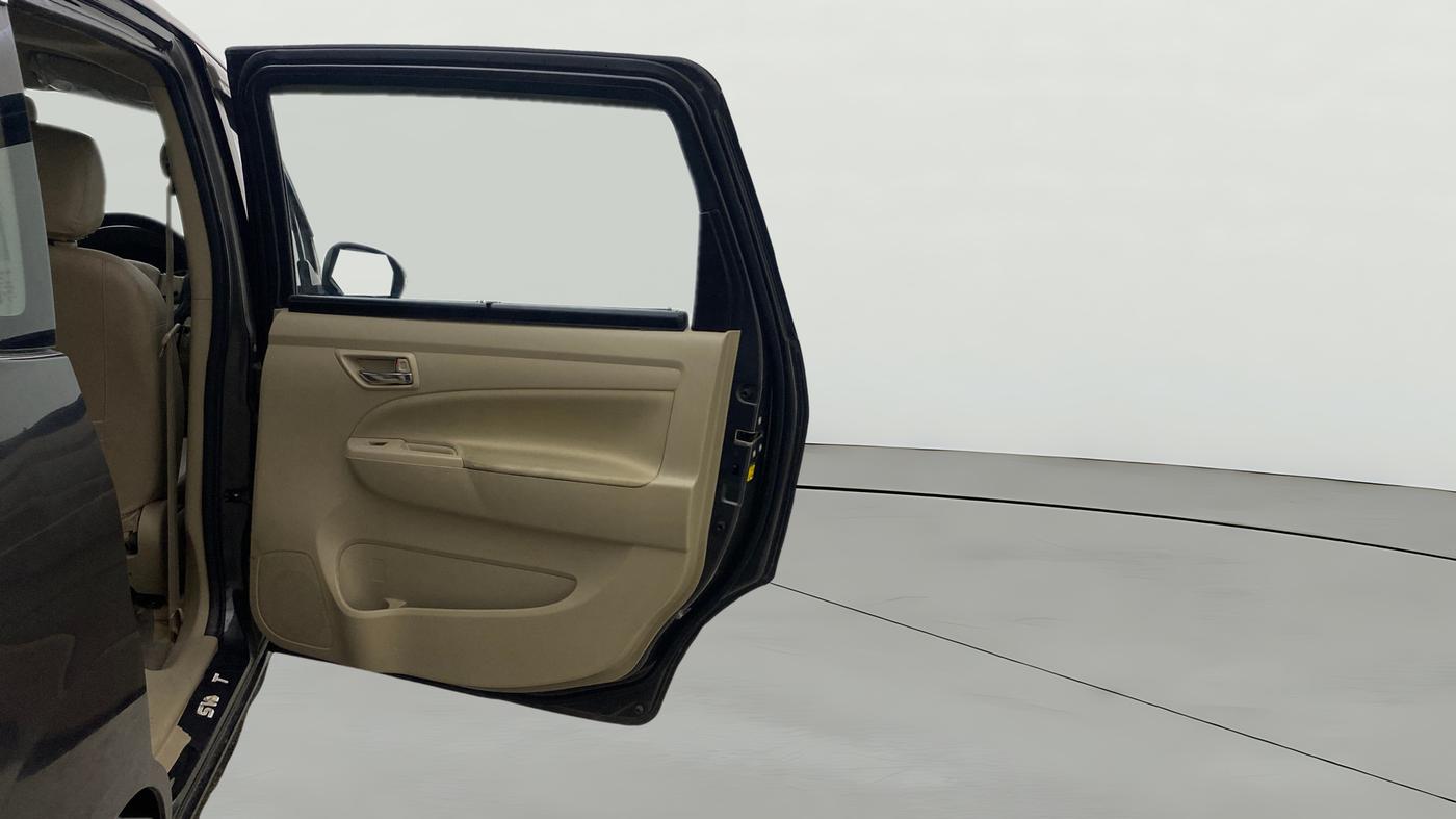2018 Maruti Ertiga VDI SHVS, Diesel, Manual, 59,405 km, RHS Rear Door