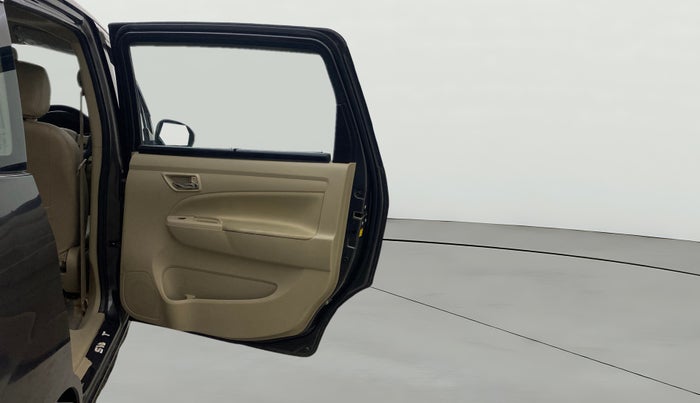 2018 Maruti Ertiga VDI SHVS, Diesel, Manual, 59,405 km, RHS Rear Door