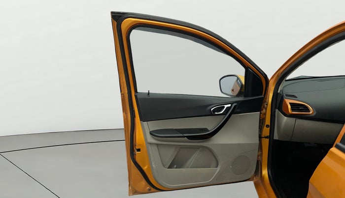 2018 Tata Tiago XZA PETROL, Petrol, Automatic, 39,282 km, LHS Front Door