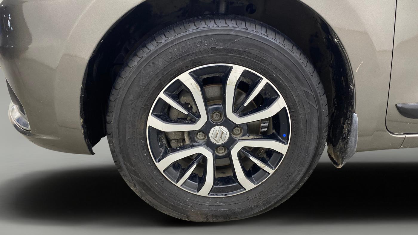 2021 Maruti Dzire VXI AMT, Petrol, Automatic, 1,07,760 km, Left Front Wheel