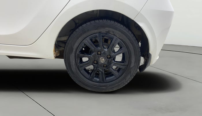 2021 Tata Tiago XT LIMITED EDITION PETROL, CNG, Manual, 1,04,937 km, Left Rear Wheel