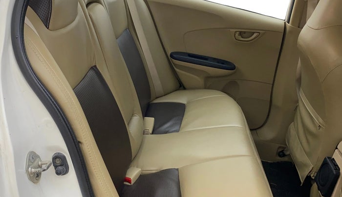 2015 Honda Amaze 1.2L I-VTEC SX, Petrol, Manual, 1,39,312 km, Right Side Rear Door Cabin