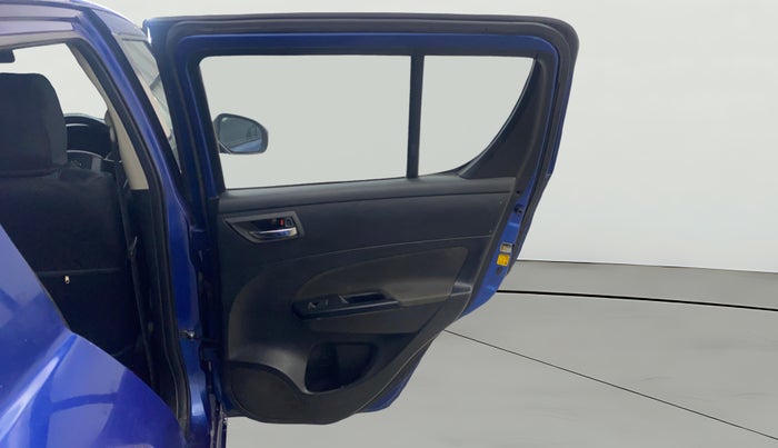 2012 Maruti Swift VXI, Petrol, Manual, 1,17,179 km, RHS Rear Door