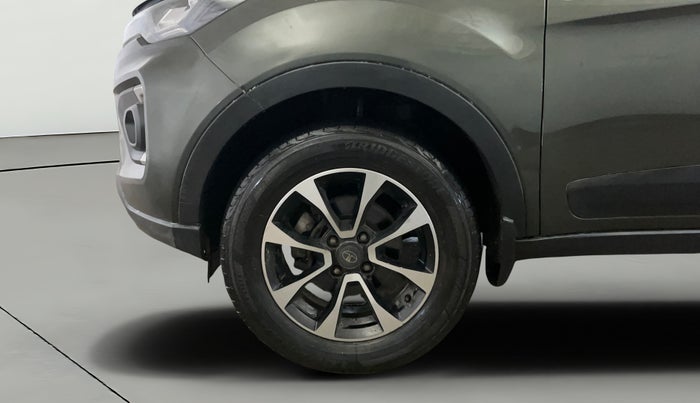 2020 Tata NEXON XZA PLUS PETROL, Petrol, Automatic, 45,523 km, Left Front Wheel