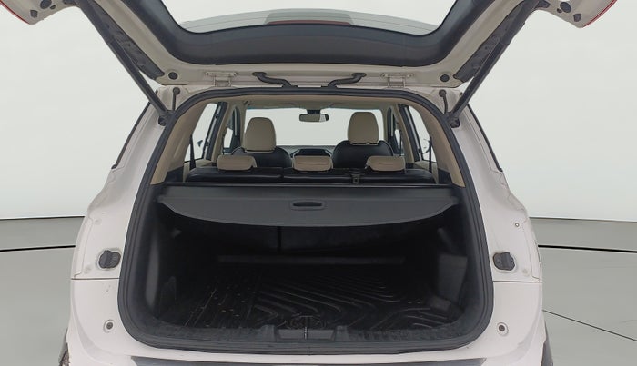 2021 MG HECTOR SHARP 1.5 PETROL CVT, Petrol, Automatic, 1,22,488 km, Boot Open Zoomed View