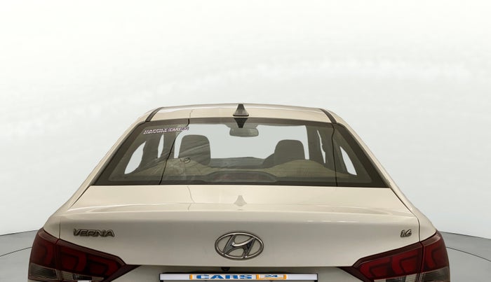 2019 Hyundai Verna 1.6 VTVT SX, Petrol, Manual, 70,488 km, Rear Windshield