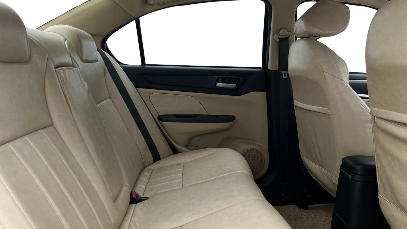 2021 Honda Amaze 1.2L I-VTEC VX CVT, Petrol, Automatic, 62,265 km, Right Side Rear Door Cabin