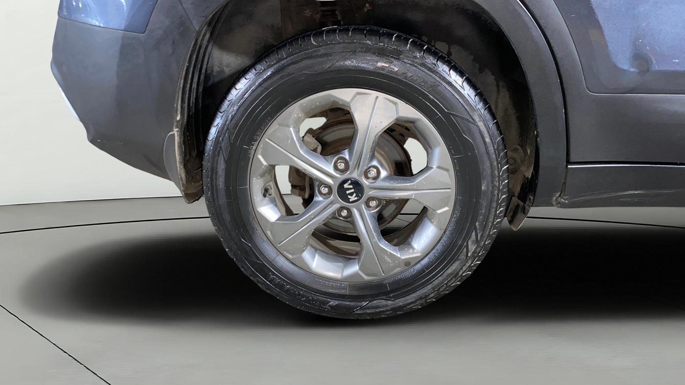 2021 KIA SELTOS HTK PLUS 1.5 DIESEL, Diesel, Manual, 1,00,820 km, Right Rear Wheel