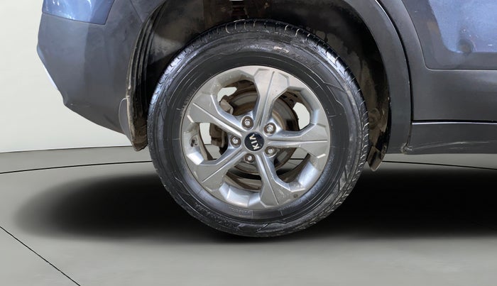 2021 KIA SELTOS HTK PLUS 1.5 DIESEL, Diesel, Manual, 1,00,820 km, Right Rear Wheel