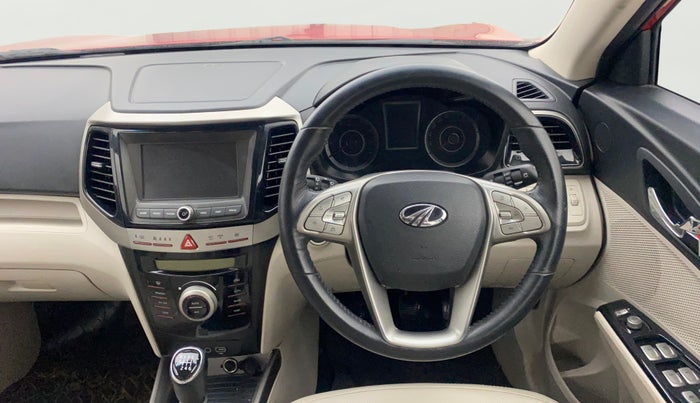 2021 Mahindra XUV300 W8 (O) 1.2 PETROL, Petrol, Manual, 55,687 km, Steering Wheel Close Up