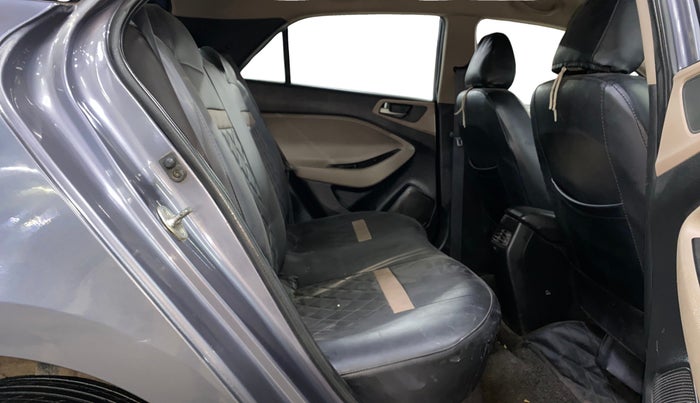 2017 Hyundai Elite i20 MAGNA EXECUTIVE 1.2, Petrol, Manual, 43,052 km, Right Side Rear Door Cabin