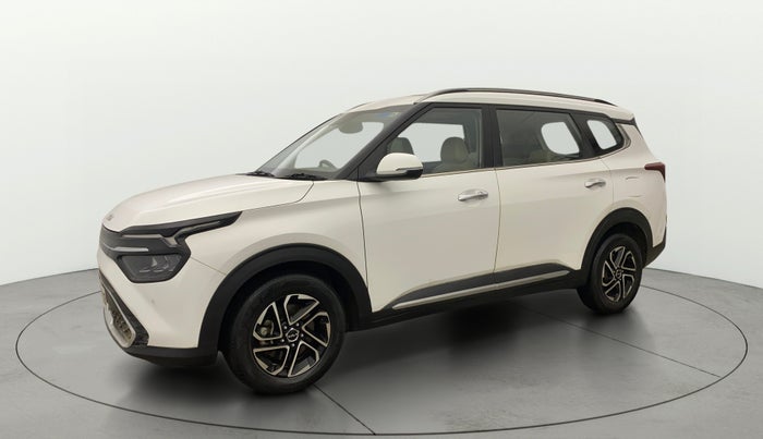 2023 KIA CARENS LUXURY PLUS 1.5 IMT PETROL, Petrol, Manual, 26,768 km, Left Front Diagonal