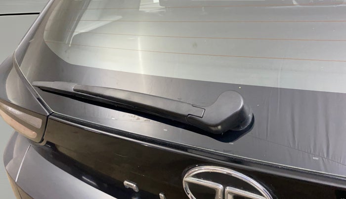 2020 Tata ALTROZ XZ PLUS PETROL, Petrol, Manual, 67,821 km, Rear Wiper