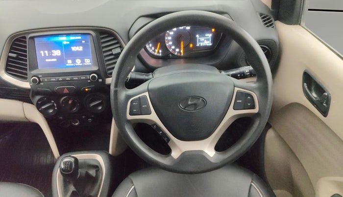 2020 Hyundai NEW SANTRO SPORTZ CNG, CNG, Manual, 21,111 km, Steering Wheel Close Up