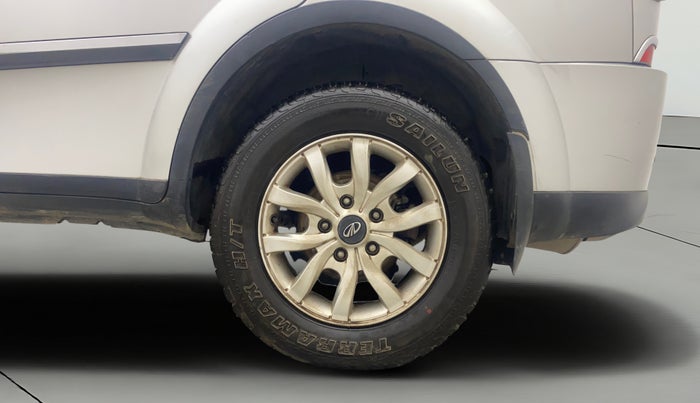 2018 Mahindra XUV500 W9 AT, Diesel, Automatic, 75,785 km, Left Rear Wheel