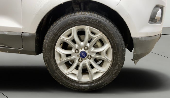 2015 Ford Ecosport TITANIUM 1.5L PETROL AT, Petrol, Automatic, 34,311 km, Right Front Wheel