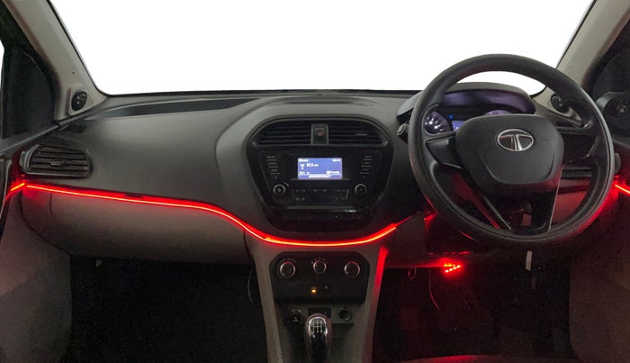 2018 Tata Tiago XT PETROL, Petrol, Manual, 69,939 km, Dashboard