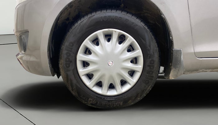 2013 Maruti Swift VXI, Petrol, Manual, 87,697 km, Left Front Wheel