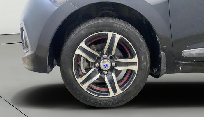 2014 Hyundai Grand i10 SPORTZ 1.2 KAPPA VTVT, Petrol, Manual, 25,610 km, Left Front Wheel
