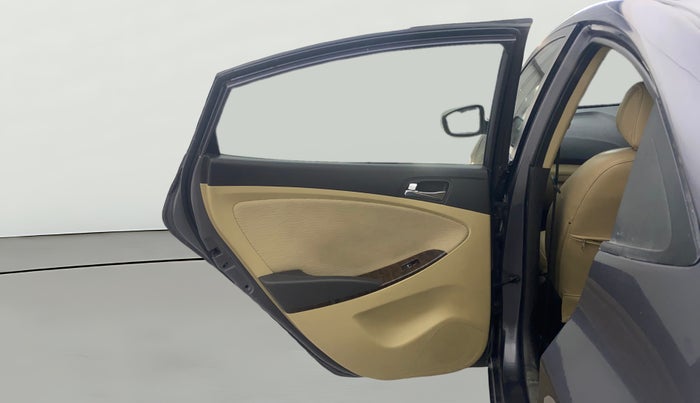 2014 Hyundai Verna FLUIDIC 1.6 CRDI SX, Diesel, Manual, 97,400 km, LHS Rear Door