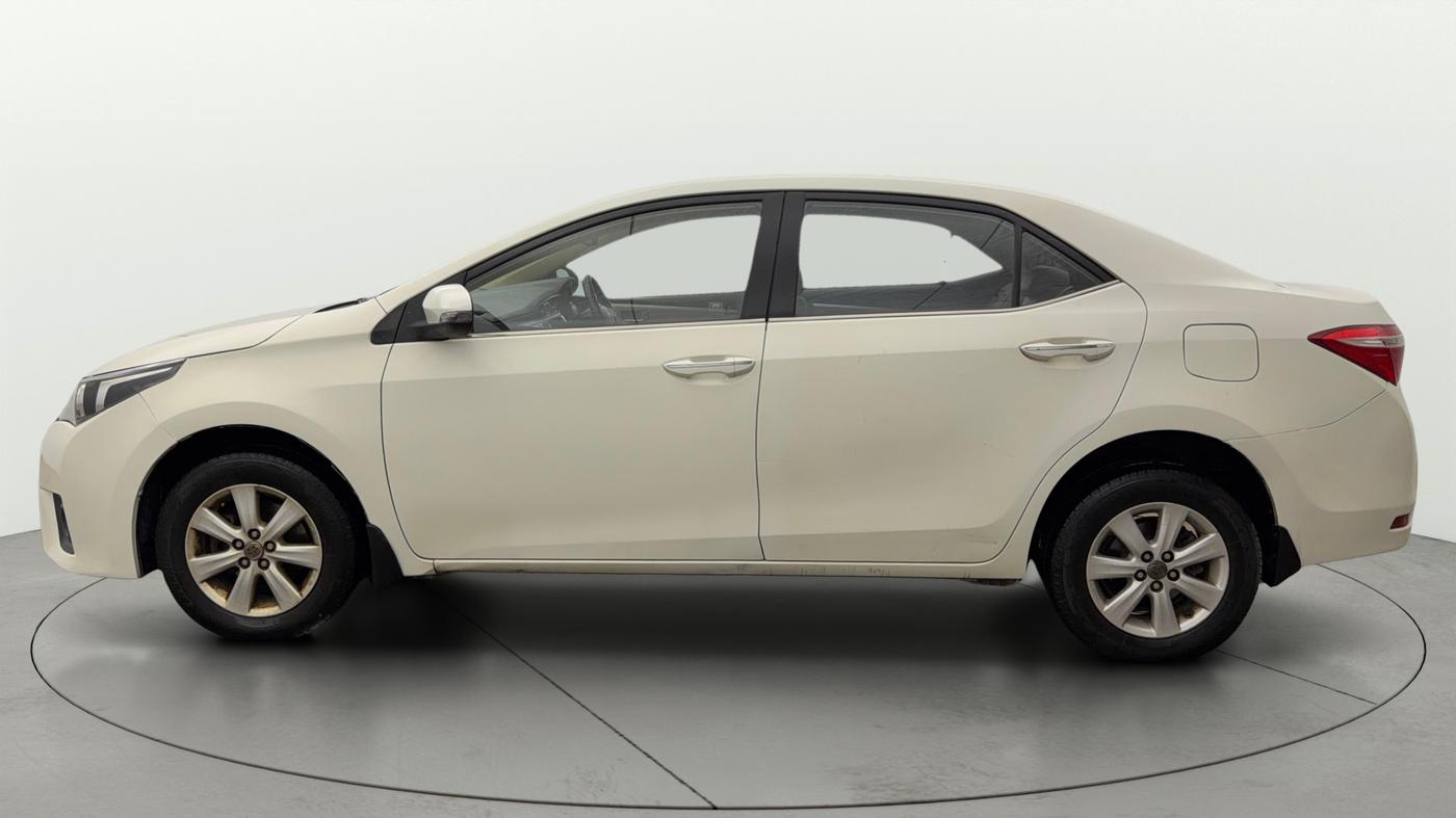 2015 Toyota Corolla Altis G PETROL, Petrol, Manual, 76,213 km, Left Side