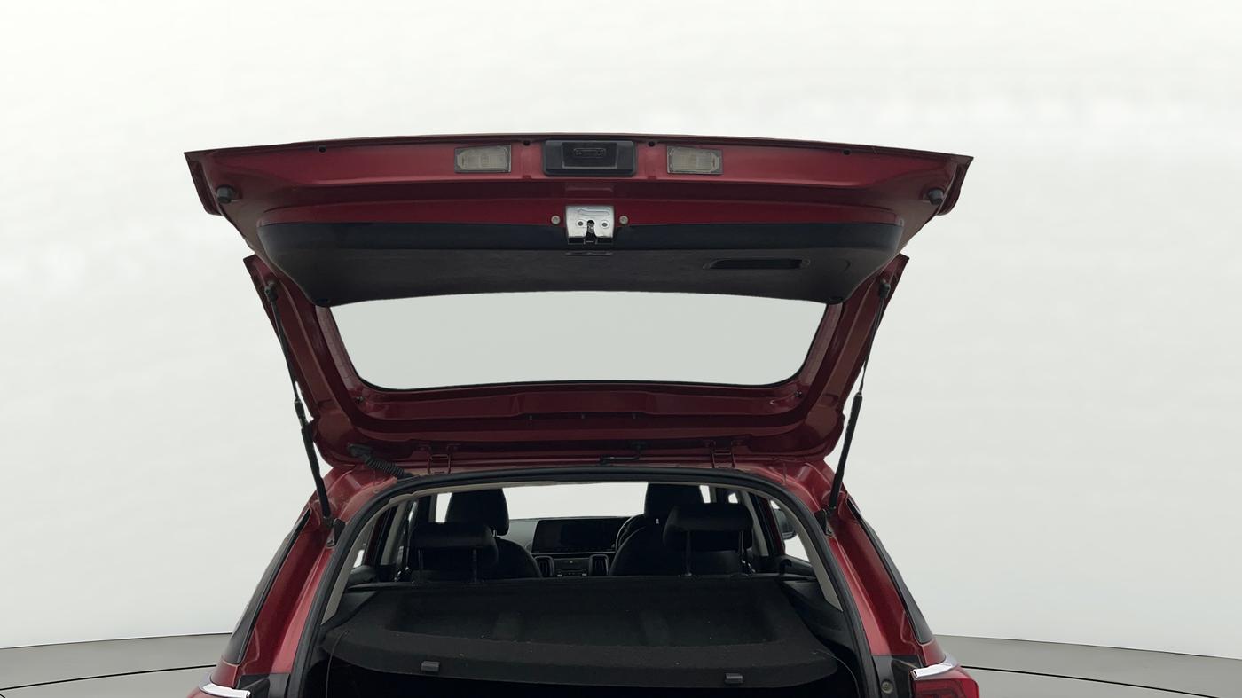 2020 KIA SONET GTX PLUS 1.5 AT, Diesel, Automatic, 65,360 km, Boot Door Open