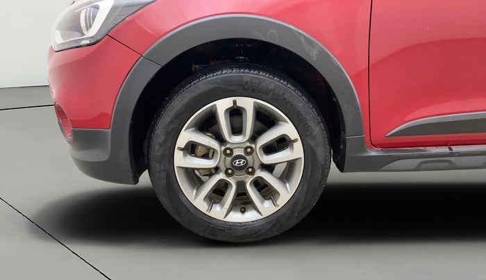 2016 Hyundai i20 Active 1.4 SX, Diesel, Manual, 1,22,376 km, Left Front Wheel