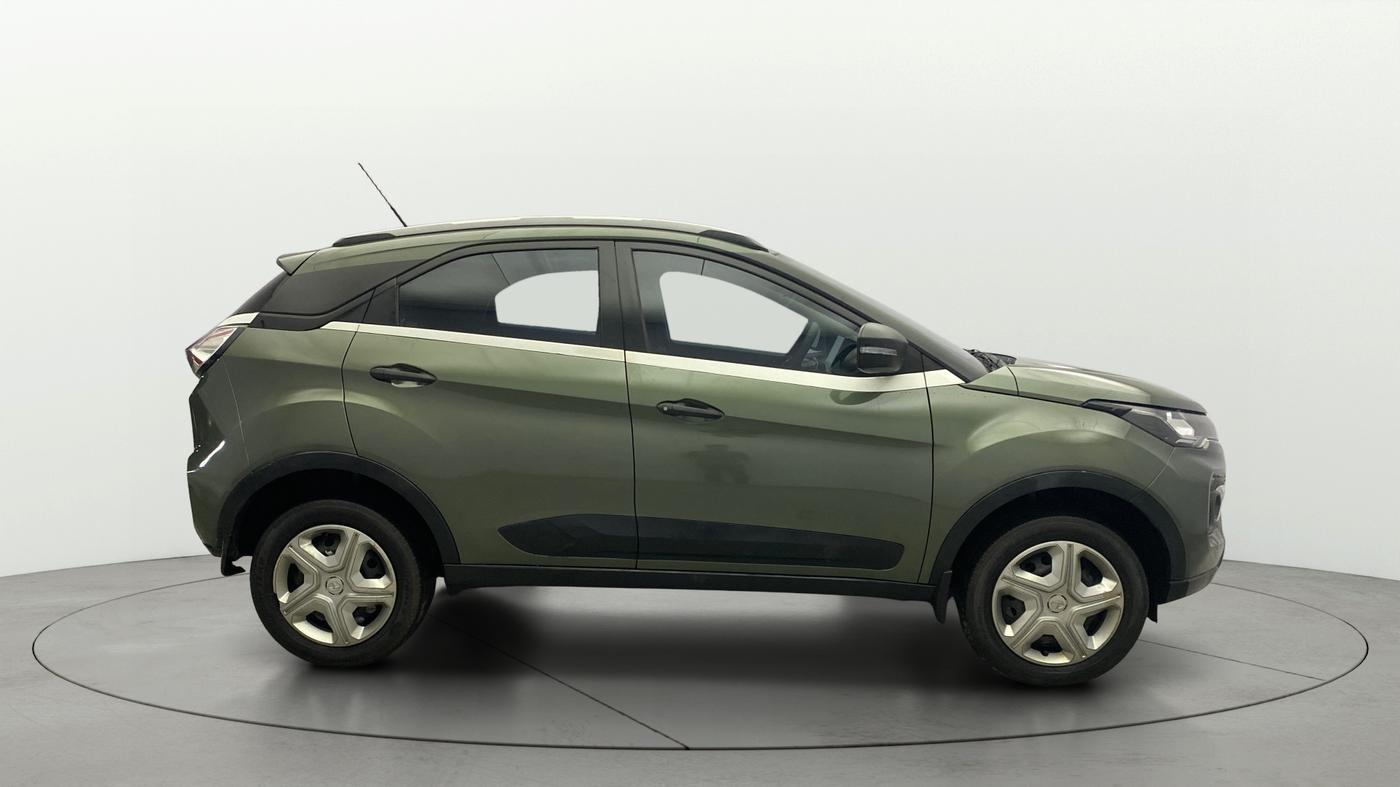 2021 Tata NEXON XMA SUNROOF PETROL, Petrol, Automatic, 45,261 km, Right Side View
