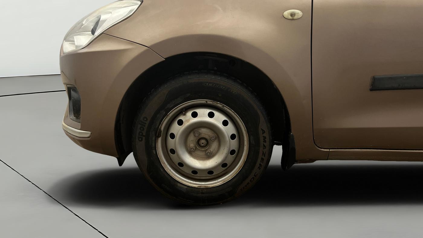 2018 Maruti Dzire LXI, Petrol, Manual, 61,718 km, Left Front Wheel