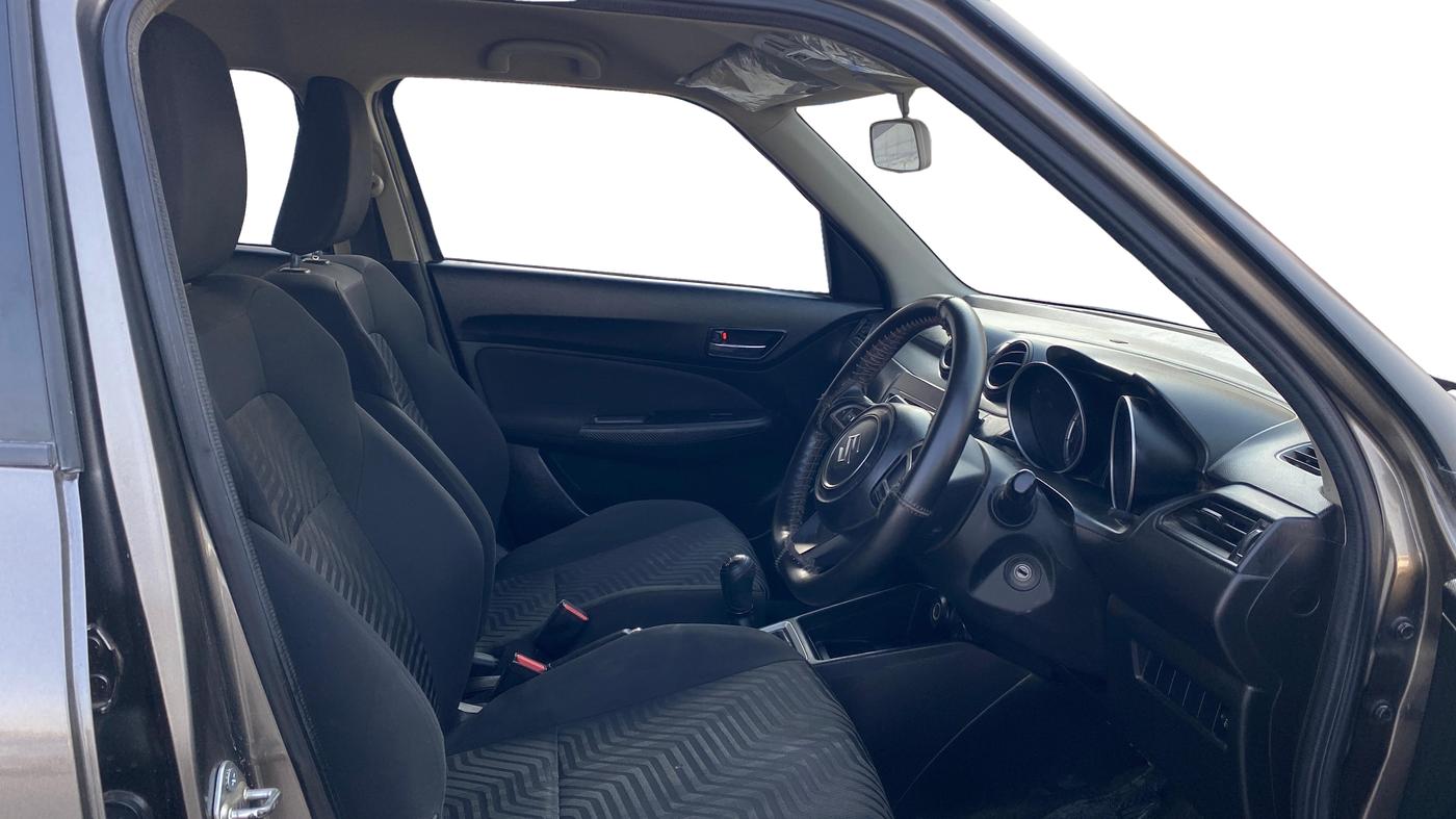 2020 Maruti Swift VXI, Petrol, Manual, 53,097 km, Right Side Front Door Cabin