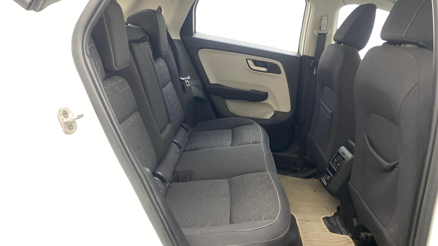 2024 Tata ALTROZ  XZ PLUS (S) , Diesel, Manual, 29,349 km, Right Side Rear Door Cabin