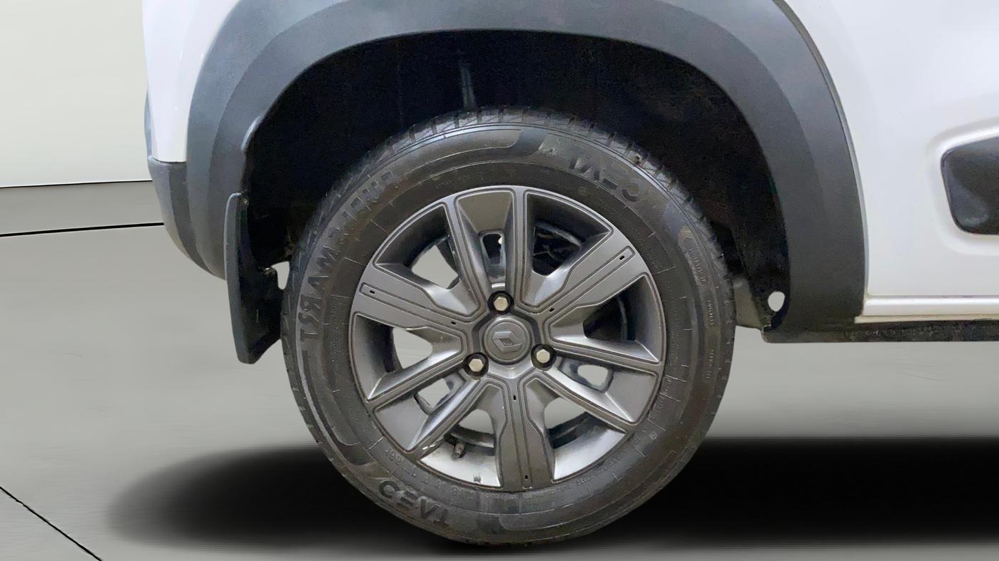 2021 Renault Kwid CLIMBER 1.0 AMT (O) DUAL TONE, Petrol, Automatic, 54,185 km, Right Rear Wheel